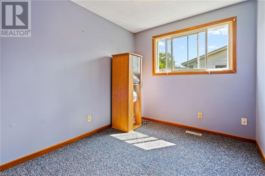 7626 Fern Avenue, Niagara Falls, Ontario  L2G 7H3 - Photo 10 - 40470575