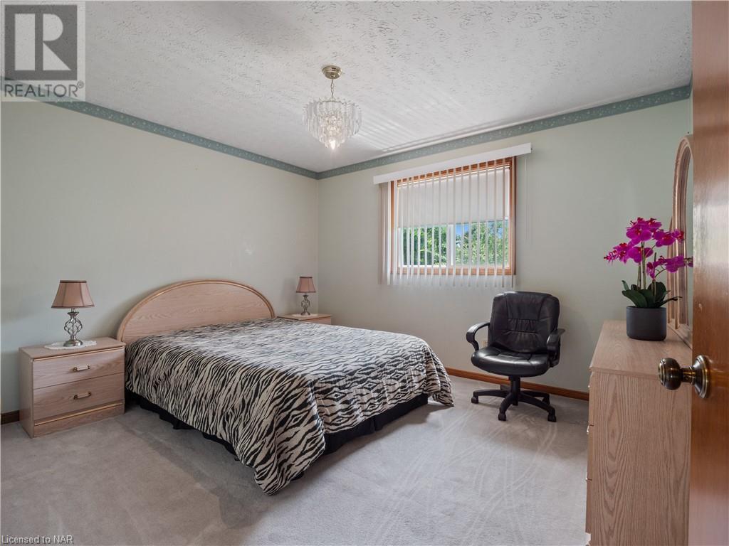 7353 Lakewood Crescent, Niagara Falls, Ontario  L2G 7T1 - Photo 11 - 40469993