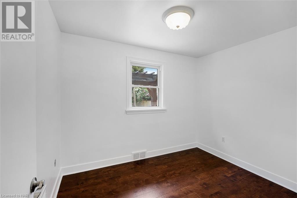 5880 Atlas Street, Niagara Falls, Ontario  L2J 1S8 - Photo 15 - 40450468