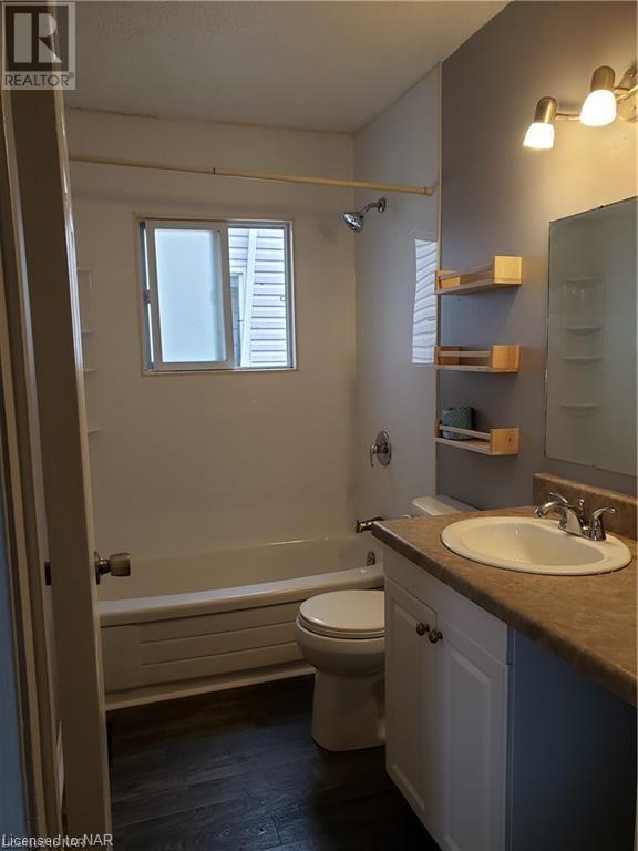 48-50 Courtwright Street, Fort Erie, Ontario  L2A 2R7 - Photo 15 - 40471568