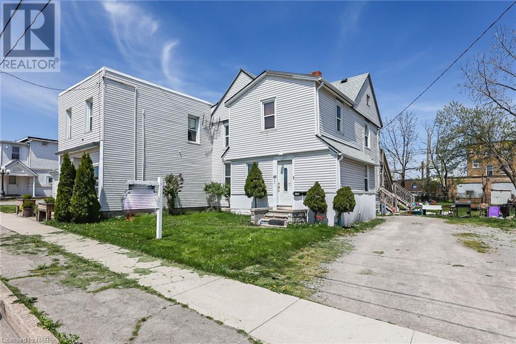 48-50 Courtwright Street, Fort Erie, Ontario  L2A 2R7 - Photo 2 - 40471568
