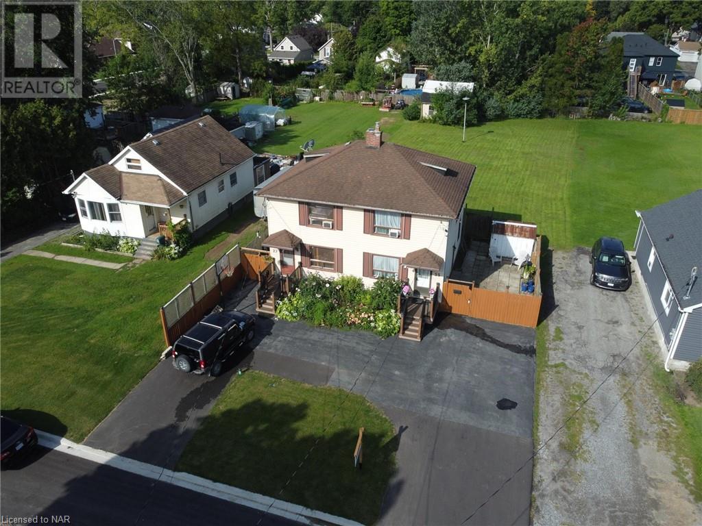25-27 Gadsby Avenue, Welland, Ontario  L3C 1A8 - Photo 3 - 40471182
