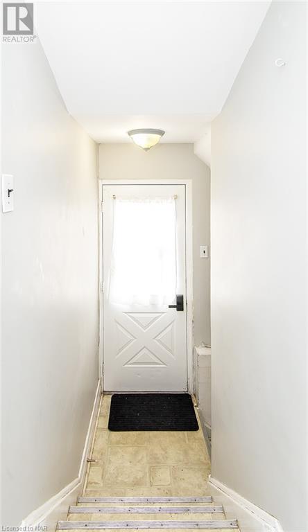 25-27 Gadsby Avenue, Welland, Ontario  L3C 1A8 - Photo 30 - 40471178