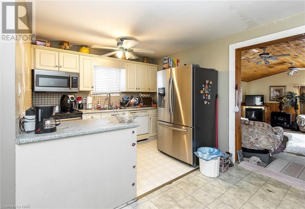 25-27 Gadsby Avenue, Welland, Ontario  L3C 1A8 - Photo 40 - 40471178