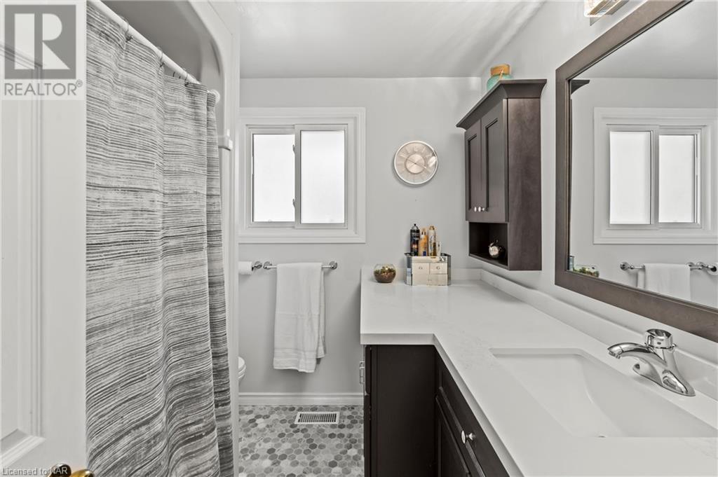 46 Strathcona Drive, St. Catharines, Ontario  L2M 2B1 - Photo 24 - 40471780