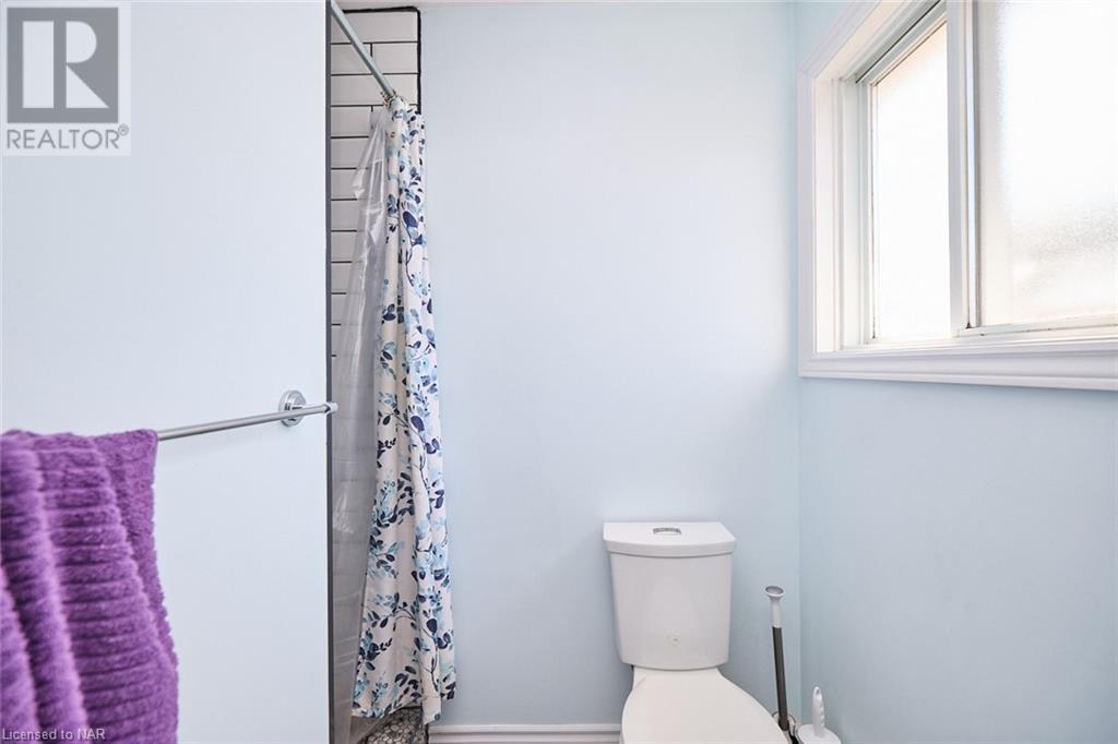7779 Parkview Crescent, Niagara Falls, Ontario  L2H 2Z5 - Photo 10 - 40475022