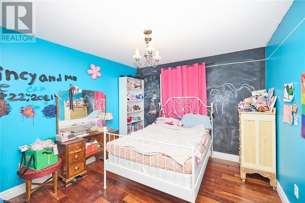 7779 Parkview Crescent, Niagara Falls, Ontario  L2H 2Z5 - Photo 14 - 40475022