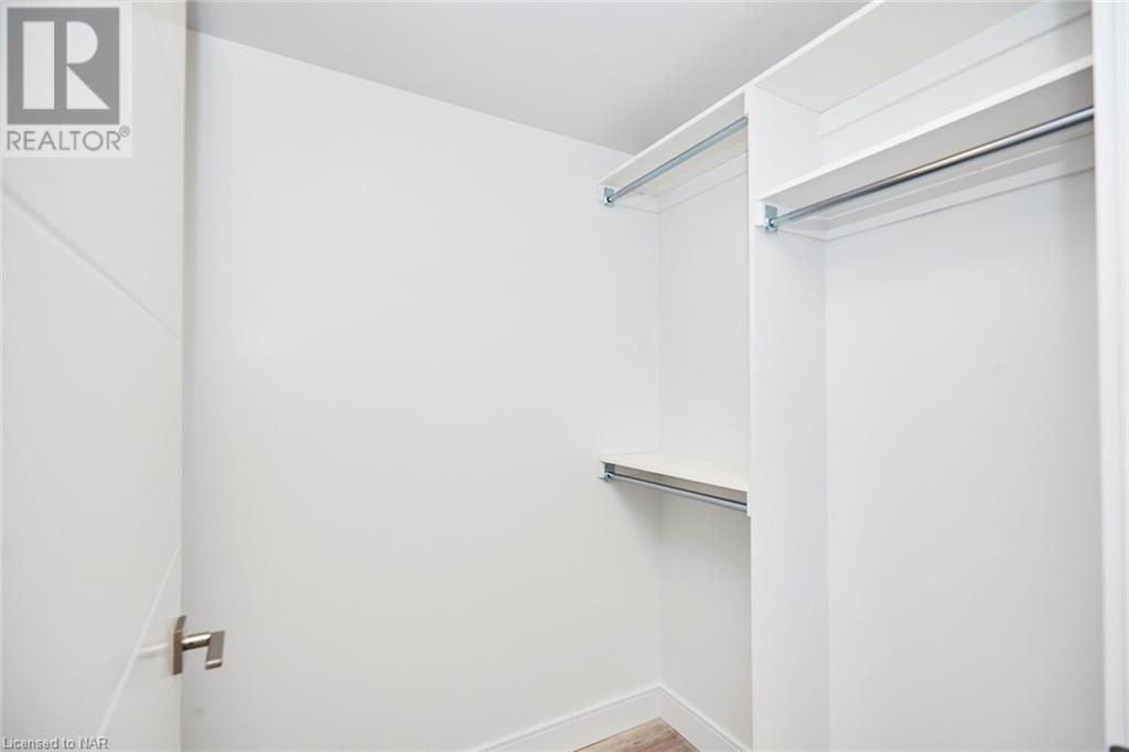300b Fourth Avenue Unit# 207, St. Catharines, Ontario  L2R 6P9 - Photo 17 - 40469837