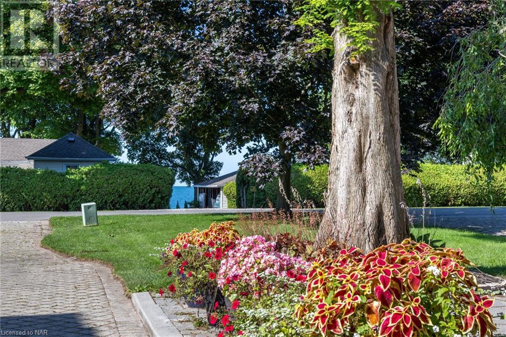 328 Niagara Boulevard, Niagara-On-The-Lake, Ontario  L0S 1J0 - Photo 10 - 40471056