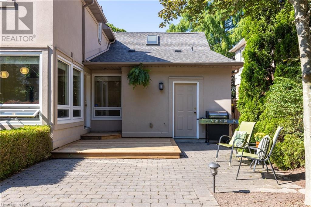 328 Niagara Boulevard, Niagara-On-The-Lake, Ontario  L0S 1J0 - Photo 16 - 40471056