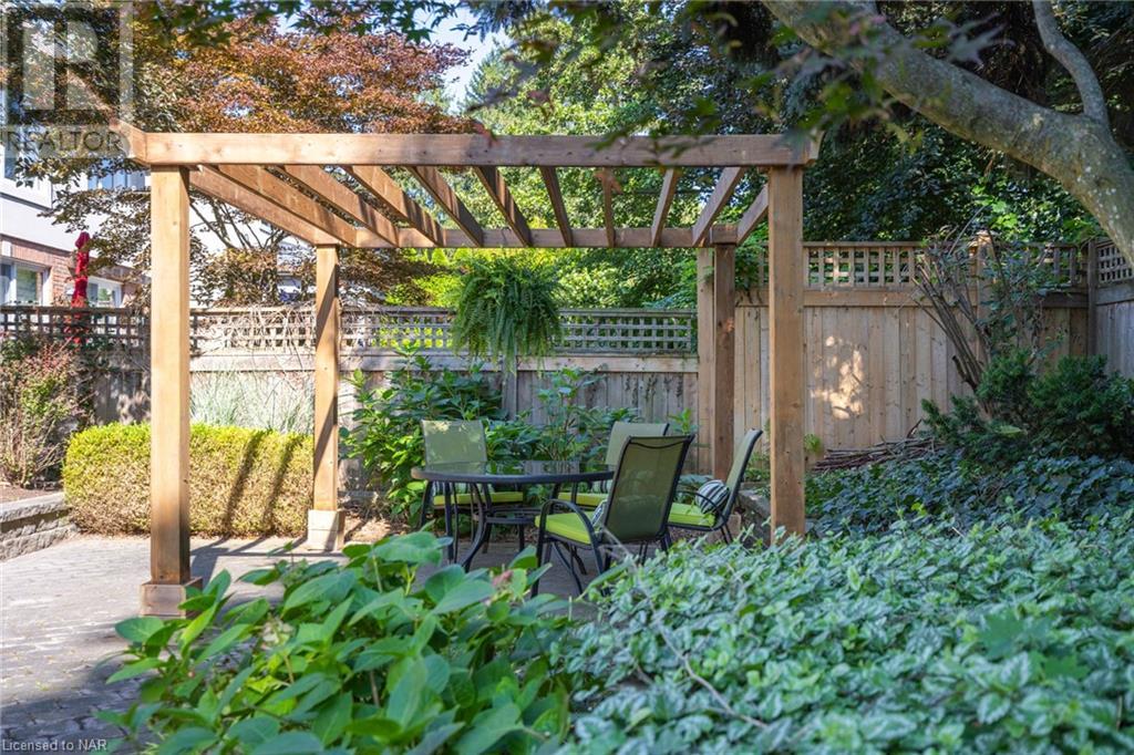 328 Niagara Boulevard, Niagara-On-The-Lake, Ontario  L0S 1J0 - Photo 4 - 40471056
