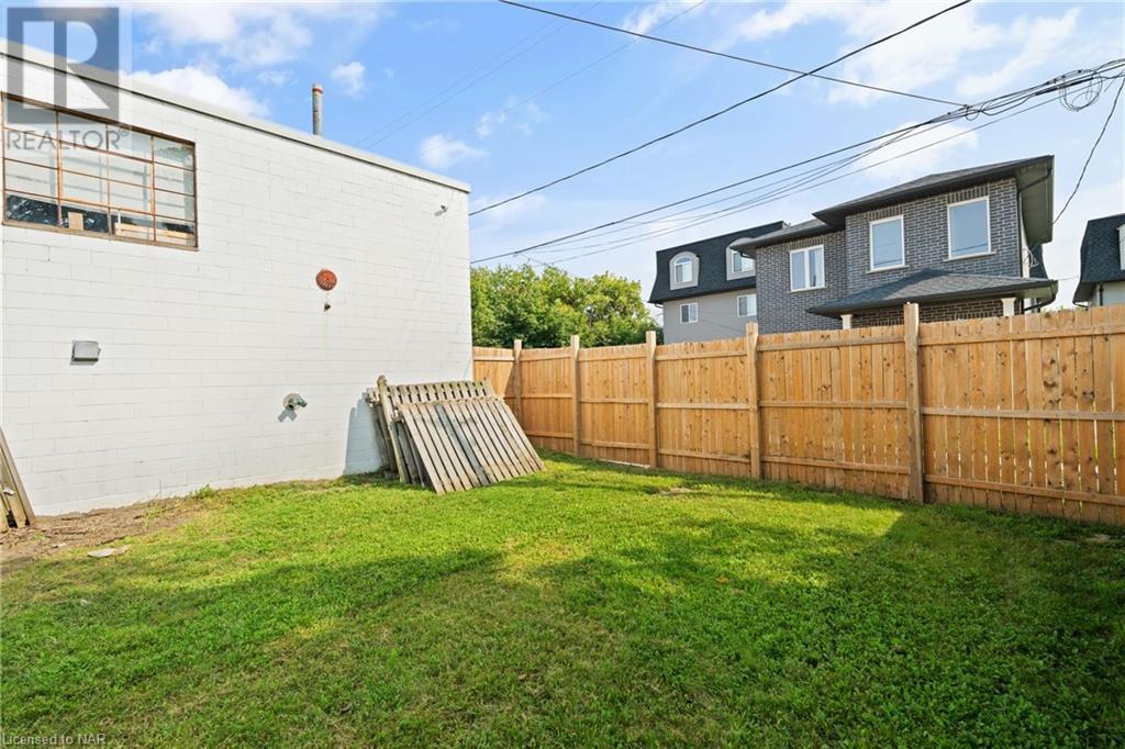 12 Walnut Street, St. Catharines, Ontario  L2T 1H3 - Photo 28 - 40475598