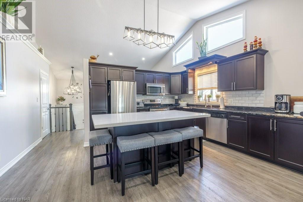 7088 Parkside Road, Niagara Falls, Ontario  L2H 3L6 - Photo 10 - 40477419