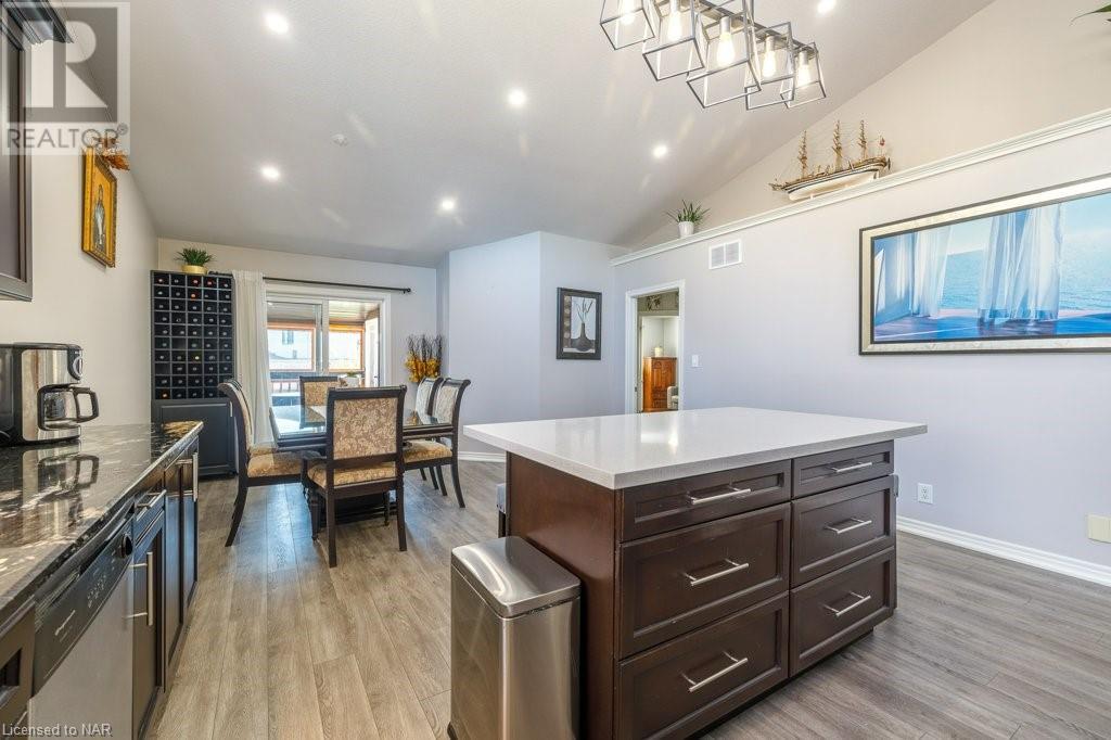 7088 Parkside Road, Niagara Falls, Ontario  L2H 3L6 - Photo 14 - 40477419