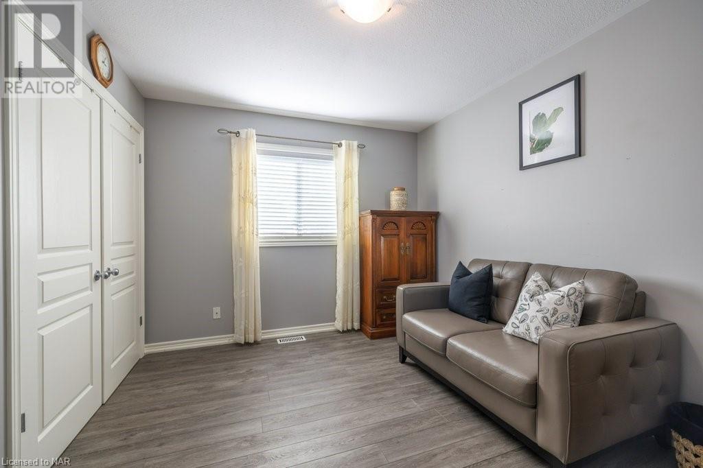 7088 Parkside Road, Niagara Falls, Ontario  L2H 3L6 - Photo 23 - 40477419