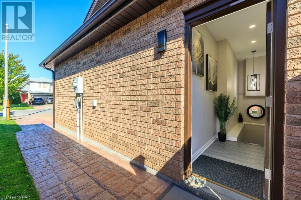 7088 Parkside Road, Niagara Falls, Ontario  L2H 3L6 - Photo 48 - 40477419