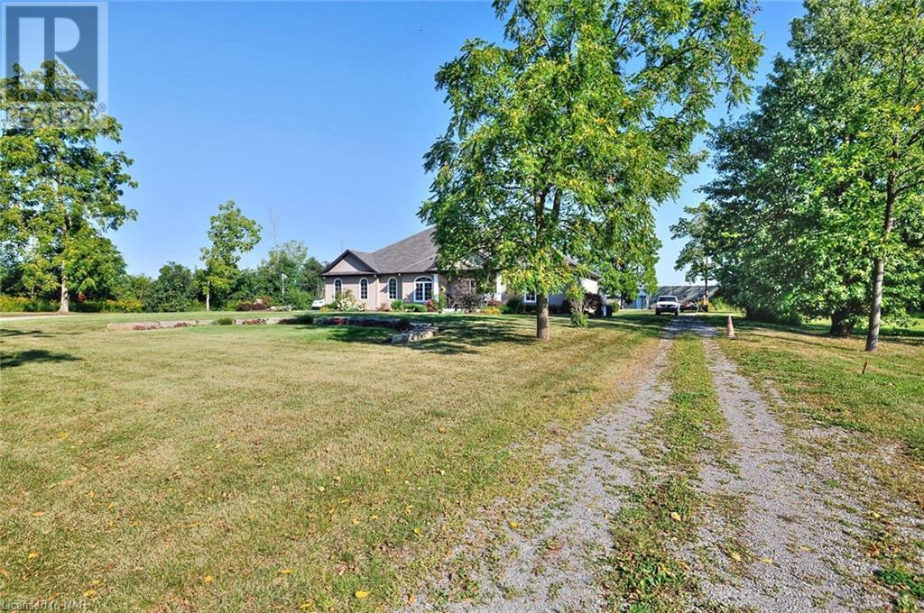 1040 Bertie Street, Fort Erie, Ontario  L2A 5S1 - Photo 41 - 40476937