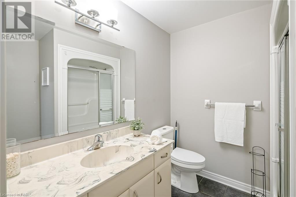 8422 Heikoop Crescent, Niagara Falls, Ontario  L2H 3J7 - Photo 17 - 40477720