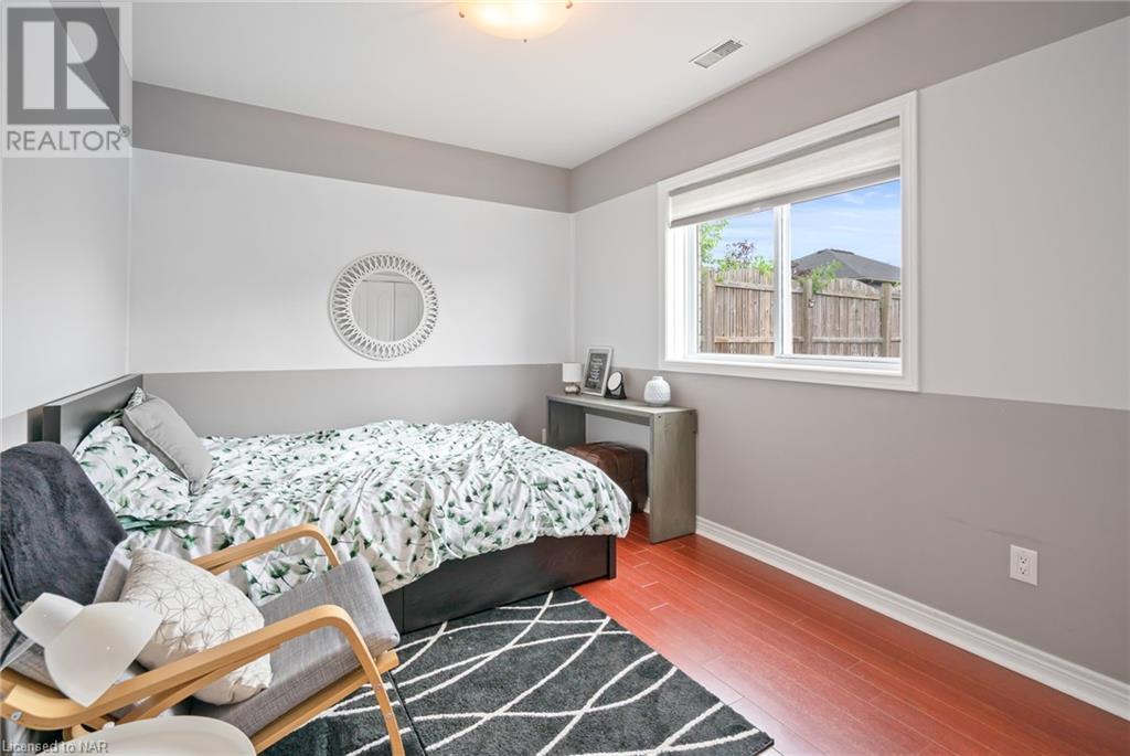 8422 Heikoop Crescent, Niagara Falls, Ontario  L2H 3J7 - Photo 26 - 40477720