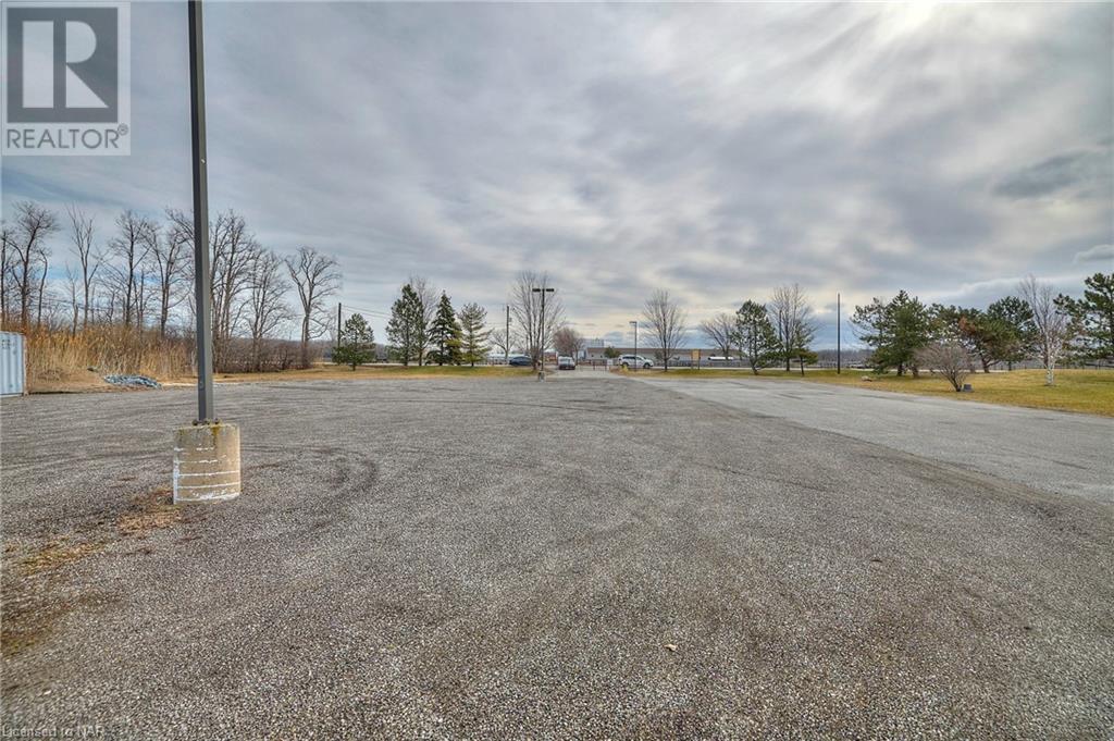 1140 Airport Road, Niagara-On-The-Lake, Ontario  L0S 1J0 - Photo 4 - 40478605