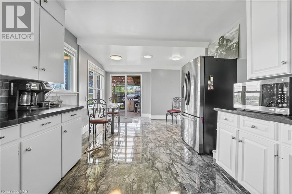 920 Silver Bay Road, Port Colborne, Ontario  L3K 5V3 - Photo 8 - 40478351