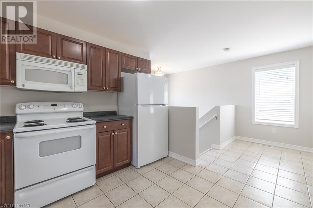 73 Queen Street N, Thorold, Ontario  L2V 2R2 - Photo 15 - 40479257