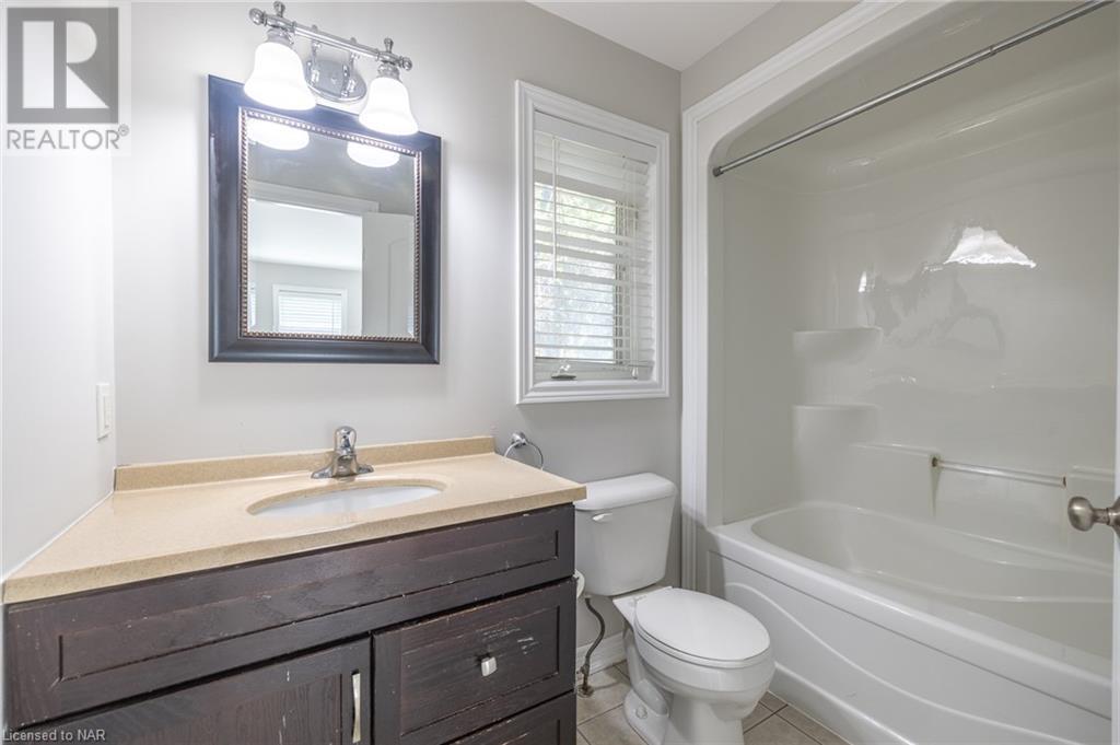 73 Queen Street N, Thorold, Ontario  L2V 2R2 - Photo 18 - 40479257
