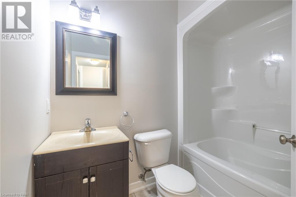 73 Queen Street N, Thorold, Ontario  L2V 2R2 - Photo 29 - 40479257
