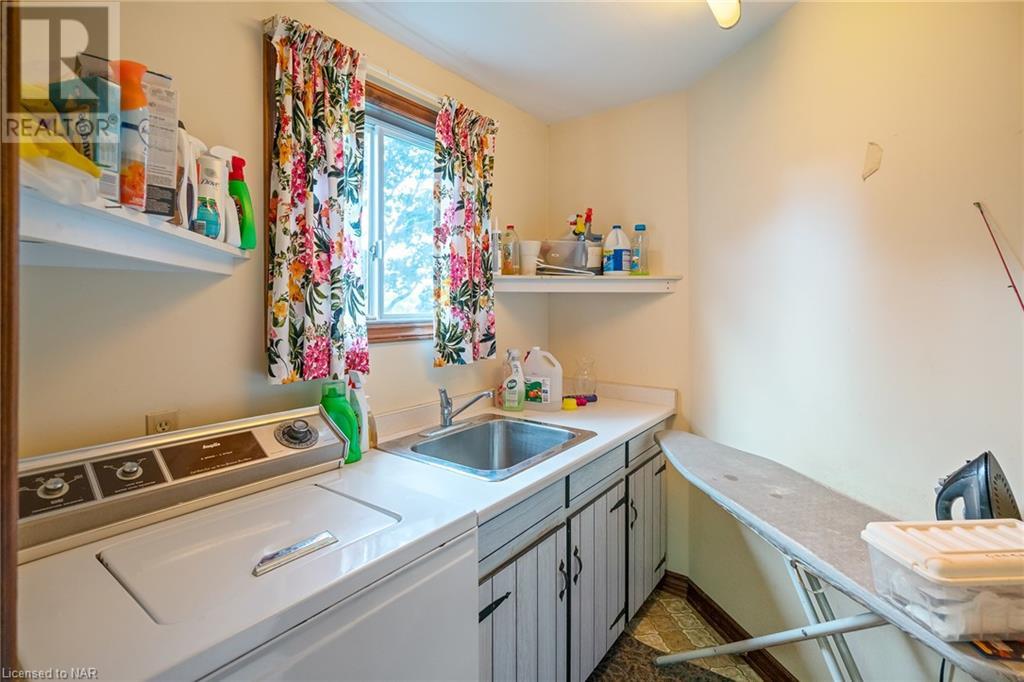 78 Royal Henley Boulevard, St. Catharines, Ontario  L2N 4S1 - Photo 25 - 40463315