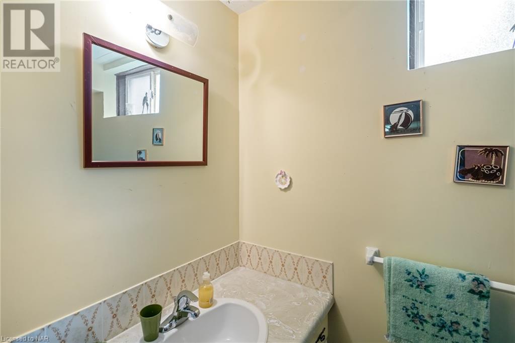 78 Royal Henley Boulevard, St. Catharines, Ontario  L2N 4S1 - Photo 40 - 40463315