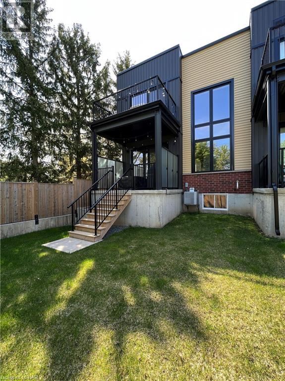 1465 Station Street Unit# 13, Fonthill, Ontario  L0S 1E0 - Photo 3 - 40480759