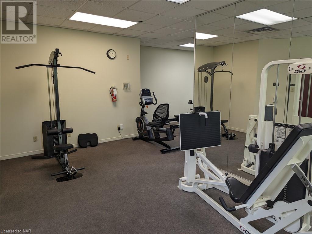 8111 Forest Glen Drive Unit# 525, Niagara Falls, Ontario  L2H 2Y7 - Photo 8 - 40474617