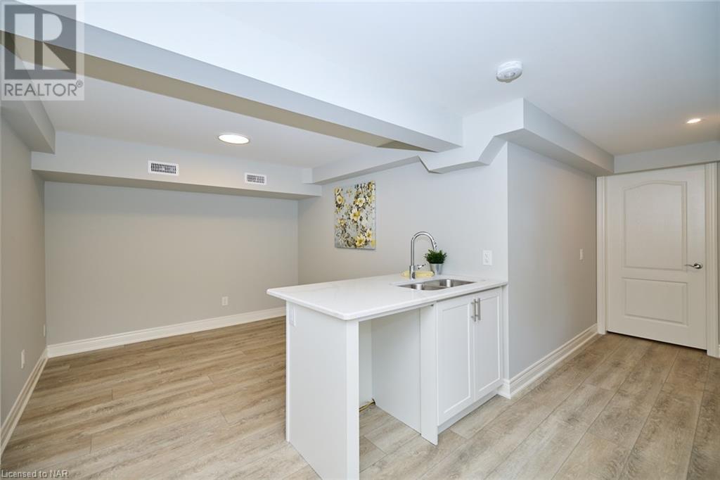 18 Queens Circle, Crystal Beach, Ontario  L0S 1B0 - Photo 27 - 40460116