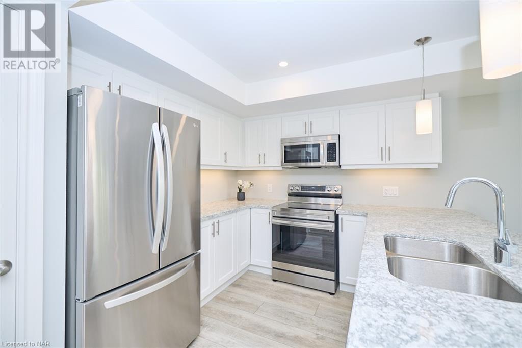 22 Queens Circle, Crystal Beach, Ontario  L0S 1B0 - Photo 11 - 40459477