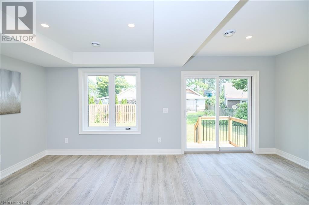 22 Queens Circle, Crystal Beach, Ontario  L0S 1B0 - Photo 16 - 40459477
