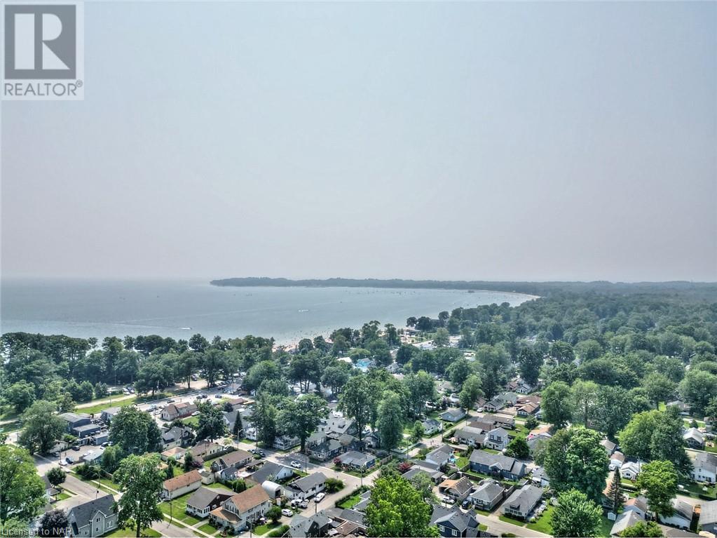 22 Queens Circle, Crystal Beach, Ontario  L0S 1B0 - Photo 5 - 40459477