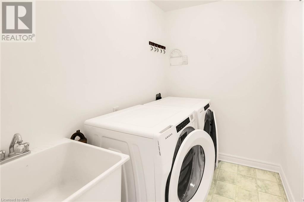 19 Bartlett Avenue E Unit# 28, Grimsby, Ontario  L3M 5G6 - Photo 25 - 40481067