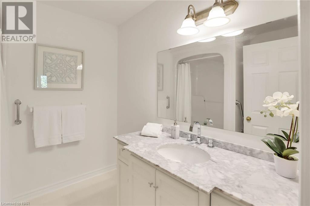 19 Bartlett Avenue E Unit# 28, Grimsby, Ontario  L3M 5G6 - Photo 31 - 40481067