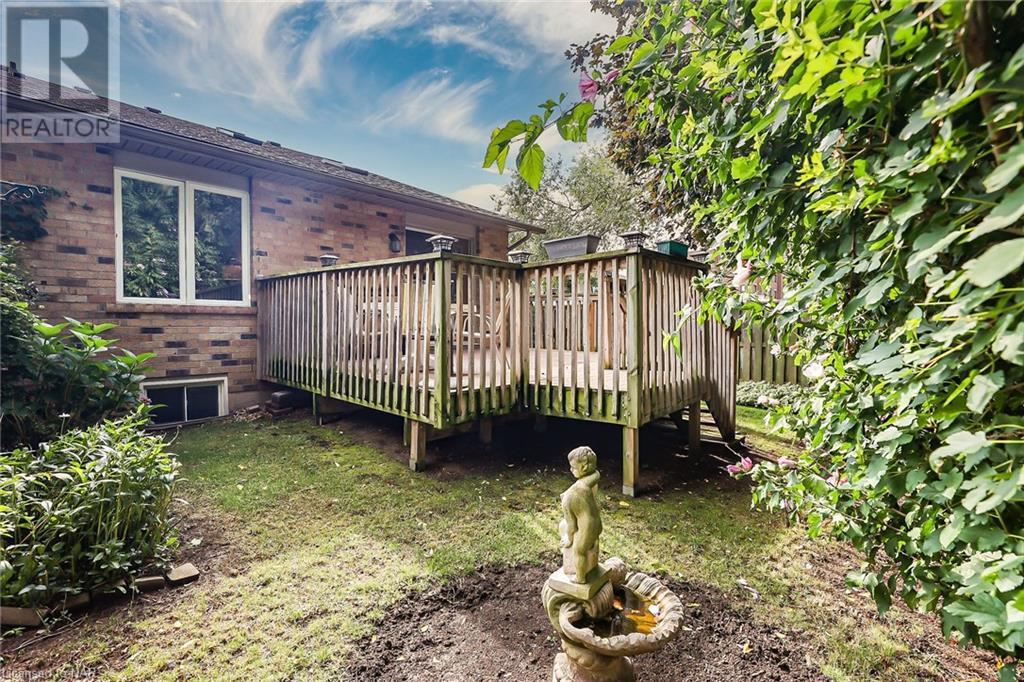19 Bartlett Avenue E Unit# 28, Grimsby, Ontario  L3M 5G6 - Photo 4 - 40481067