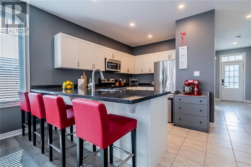 14 Ellis Ave Avenue, St. Catharines, Ontario  L2P 0E6 - Photo 3 - 40481308