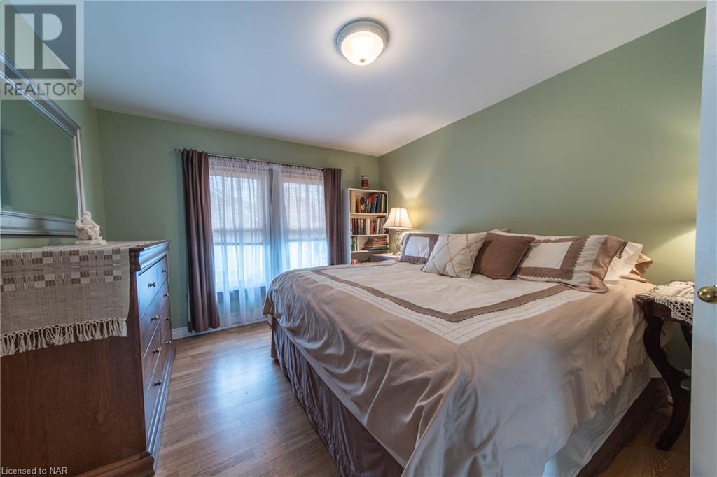 67 Grove Street, Welland, Ontario  L3B 4B3 - Photo 11 - 40480908