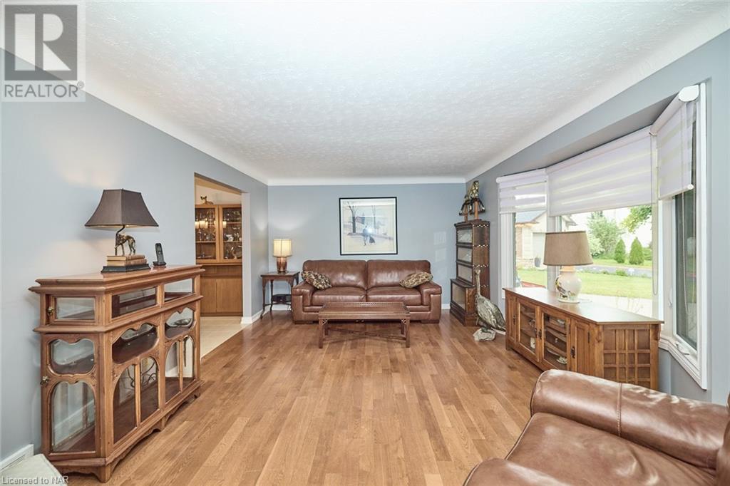 34 Fernwood Terrace, Welland, Ontario  L3C 2R8 - Photo 4 - 40481278