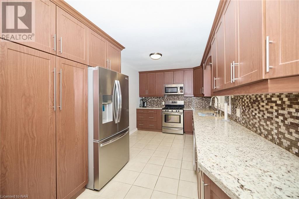 34 Fernwood Terrace, Welland, Ontario  L3C 2R8 - Photo 8 - 40481278