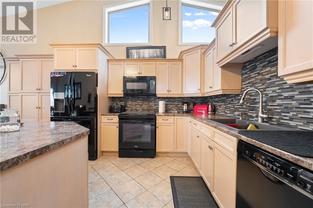 4015 Weinbrenner Road, Niagara Falls, Ontario  L2G 7X9 - Photo 10 - 40481851