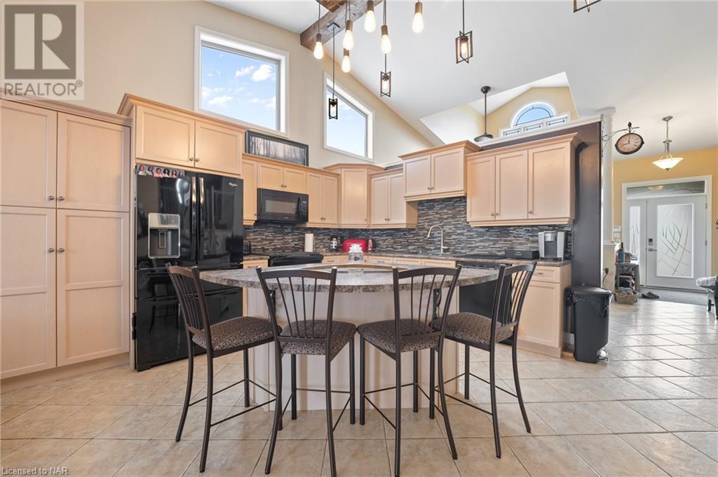 4015 Weinbrenner Road, Niagara Falls, Ontario  L2G 7X9 - Photo 14 - 40481851
