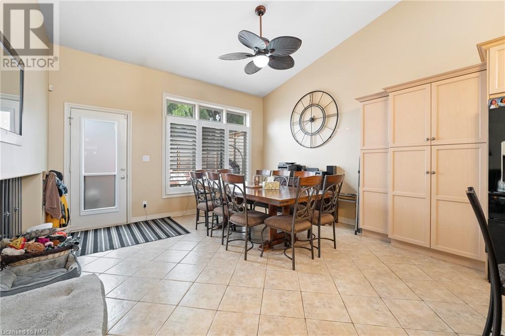 4015 Weinbrenner Road, Niagara Falls, Ontario  L2G 7X9 - Photo 15 - 40481851
