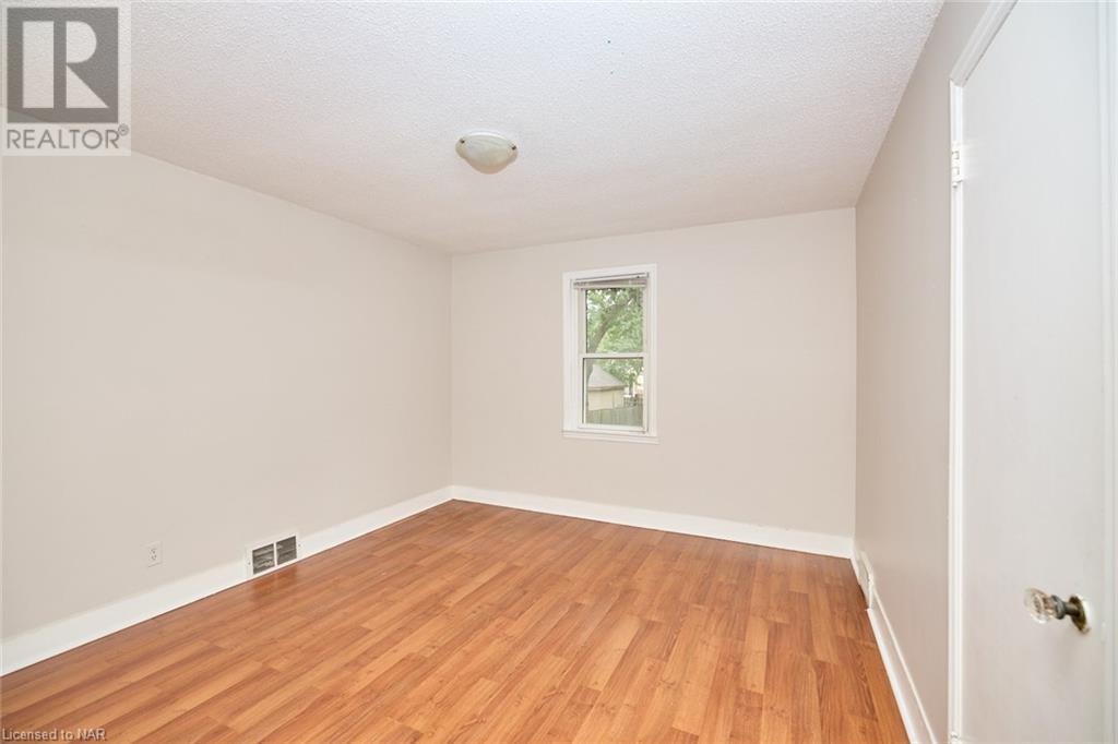 2632 Portage Road, Niagara Falls, Ontario  L2J 2J3 - Photo 16 - 40482547