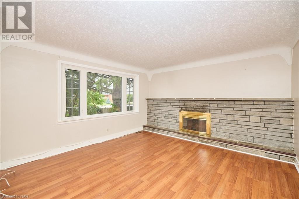 2632 Portage Road, Niagara Falls, Ontario  L2J 2J3 - Photo 9 - 40482547