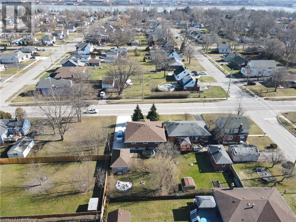 219 Central Avenue, Fort Erie, Ontario  L2A 3S9 - Photo 3 - 40478822