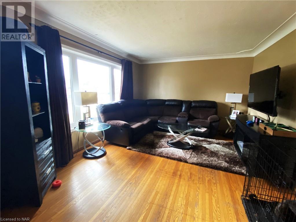 219 Central Avenue, Fort Erie, Ontario  L2A 3S9 - Photo 6 - 40478822